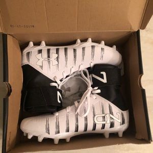 Cleats C1N Under Armour 6Y.  New, in box